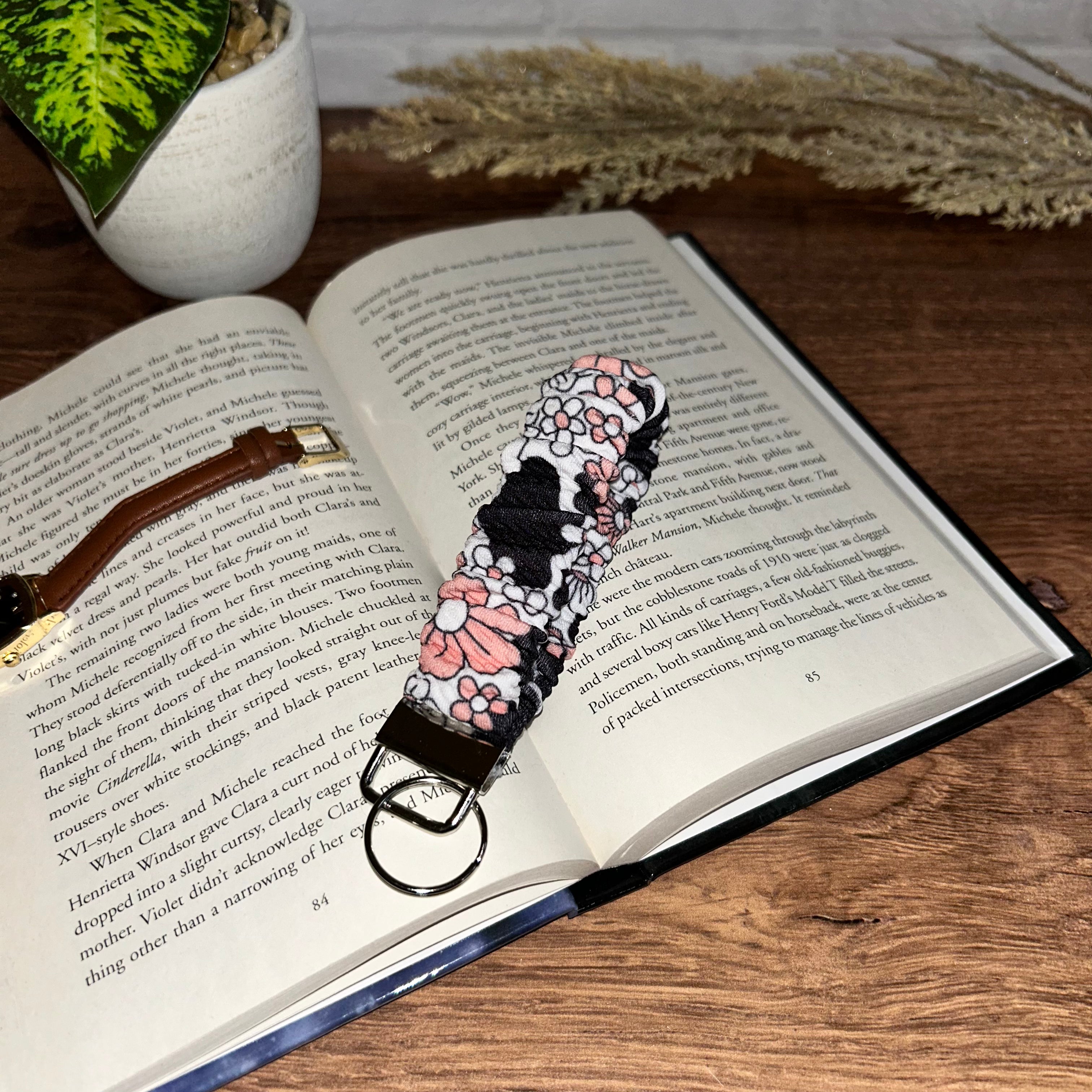 Floral Cow Print Bullet Keychain